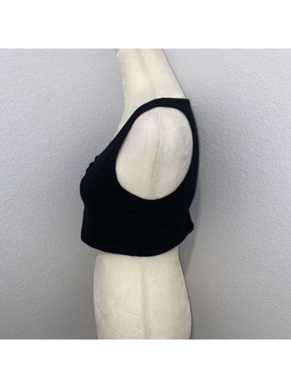 SHEIN CropTop - Picture 2 of 6